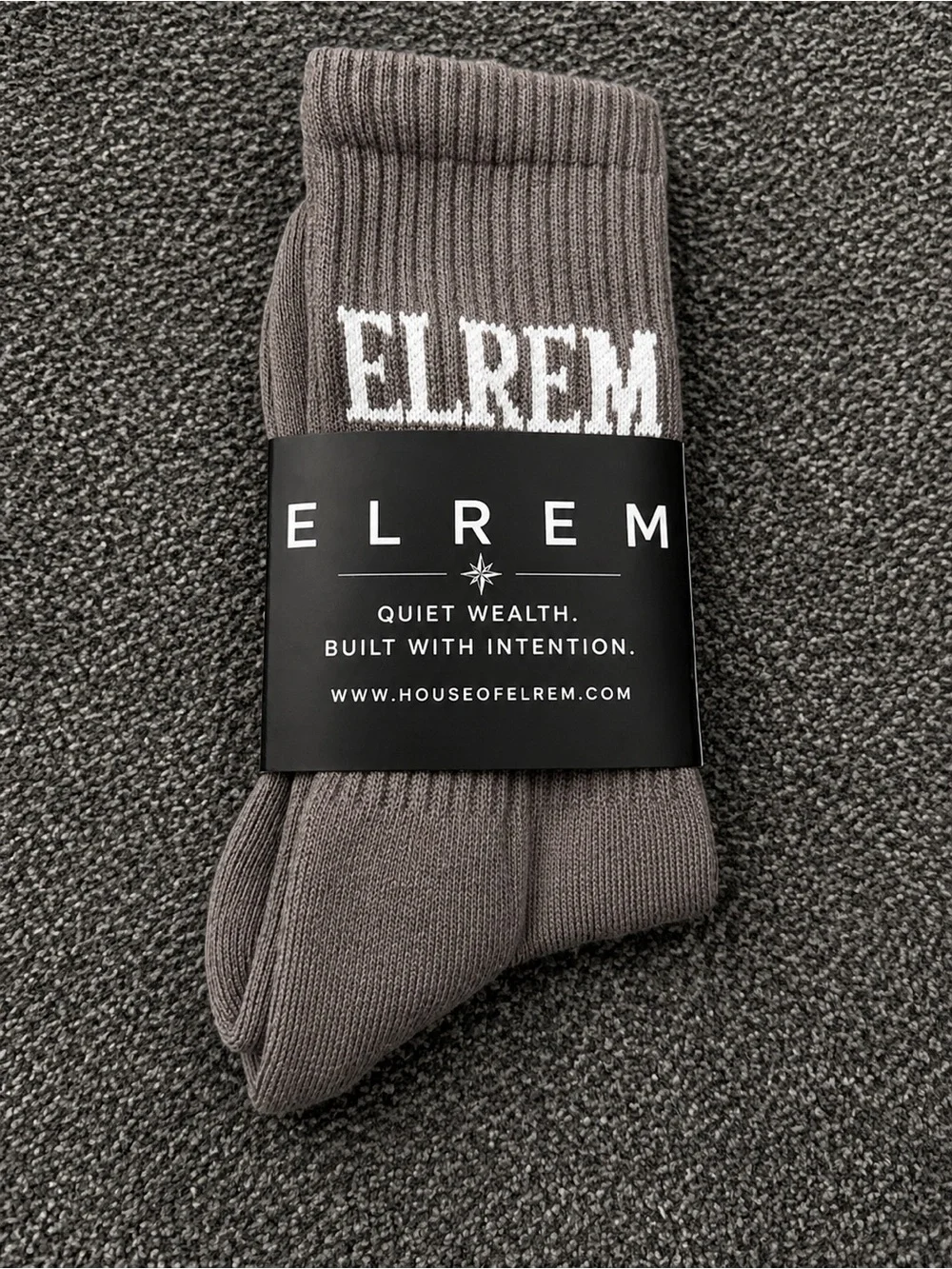 ELREM Quiet Luxury Washed Gray Crew Socks